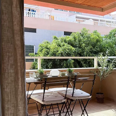 Cozy Modern 2-bed In * Costa Adeje (Tenerife)