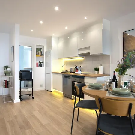 Cozy Modern 2-bed In Costa Adeje (Tenerife)