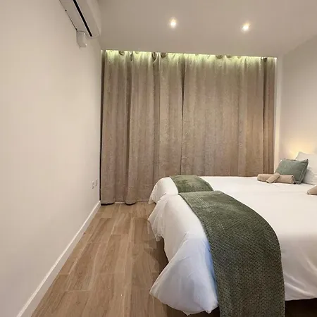 Cozy Modern 2-bed In